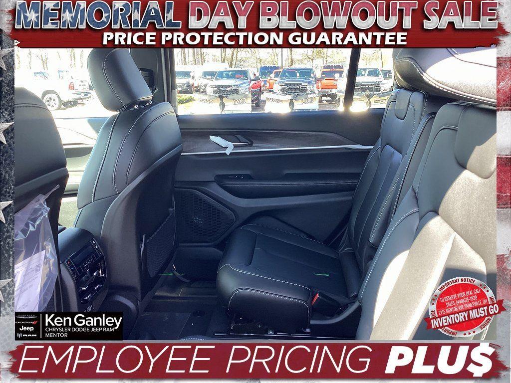 new 2025 Jeep Grand Cherokee L car, priced at $46,801