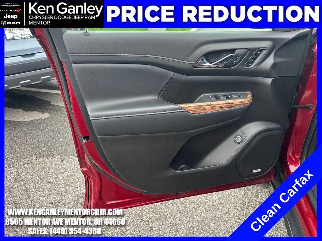 used 2019 GMC Acadia car, priced at $26,900