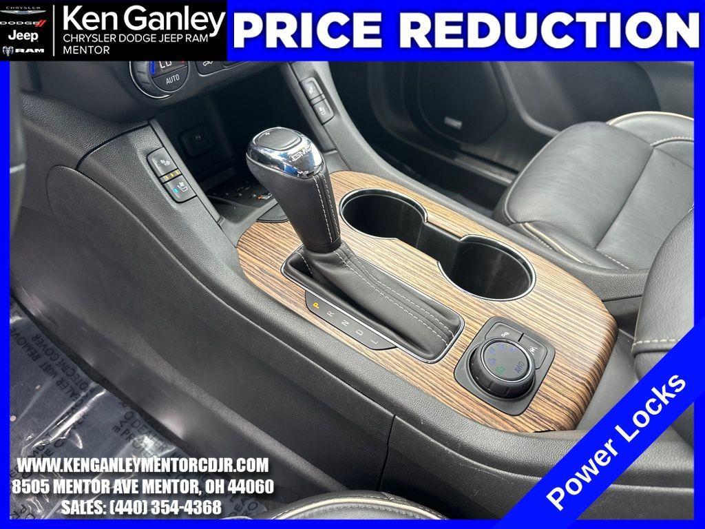 used 2019 GMC Acadia car, priced at $26,900