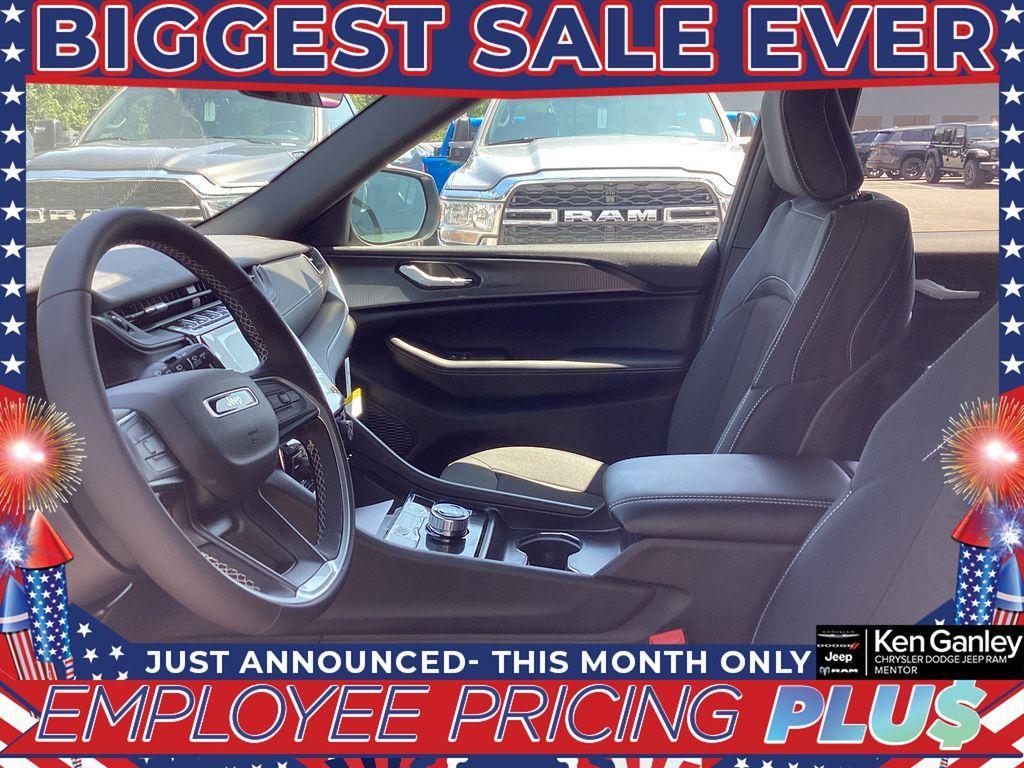 new 2025 Jeep Grand Cherokee L car, priced at $41,125
