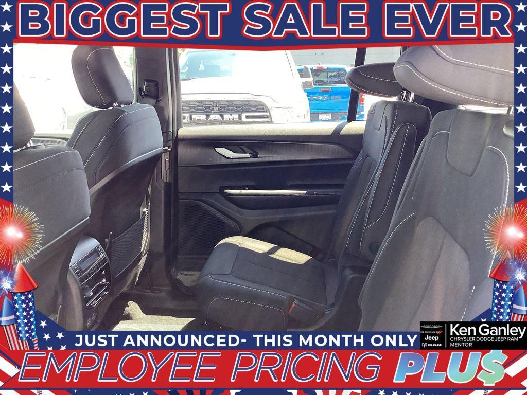 new 2025 Jeep Grand Cherokee L car, priced at $41,125