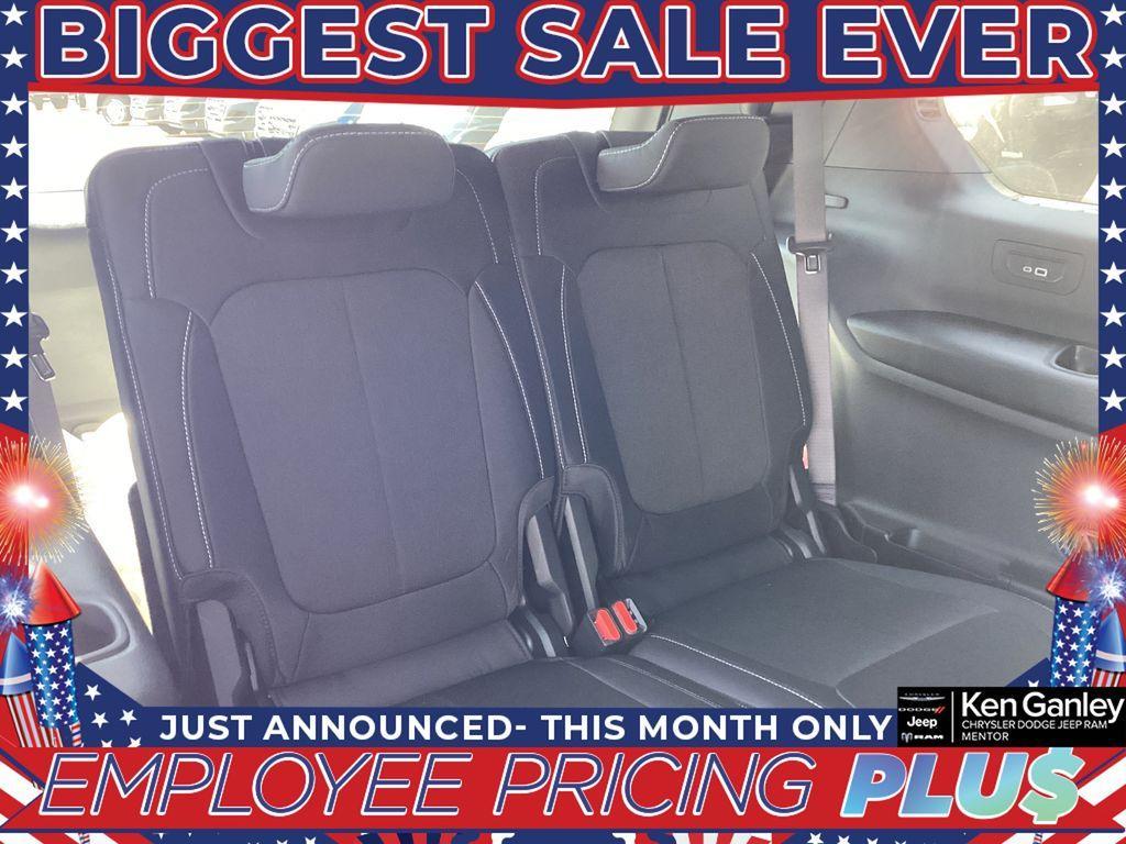 new 2025 Jeep Grand Cherokee L car, priced at $41,125