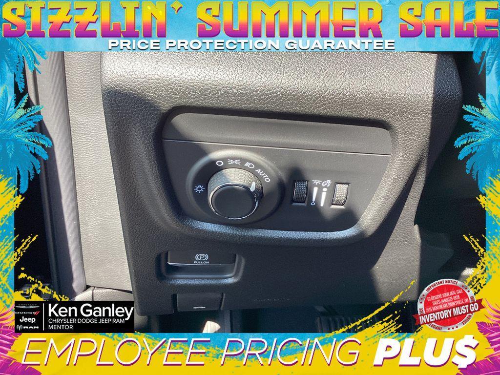 new 2025 Jeep Grand Cherokee L car, priced at $43,452