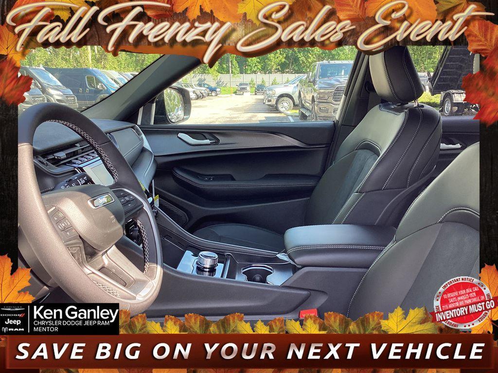 new 2025 Jeep Grand Cherokee L car, priced at $42,152