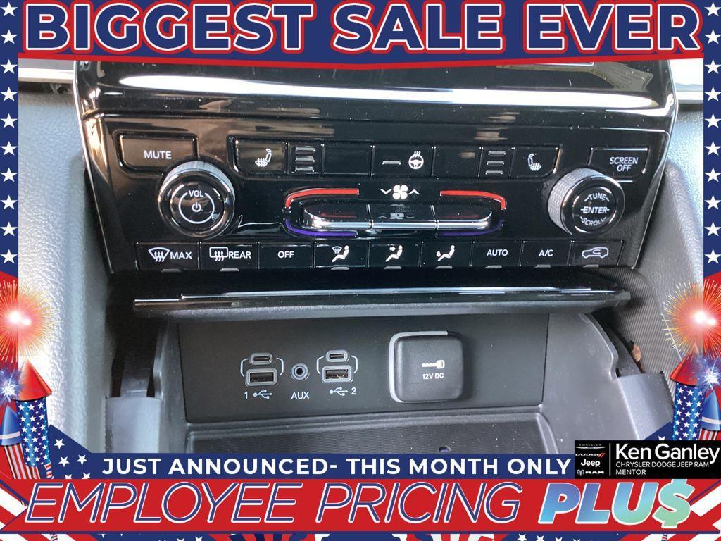 new 2025 Jeep Grand Cherokee L car, priced at $43,452
