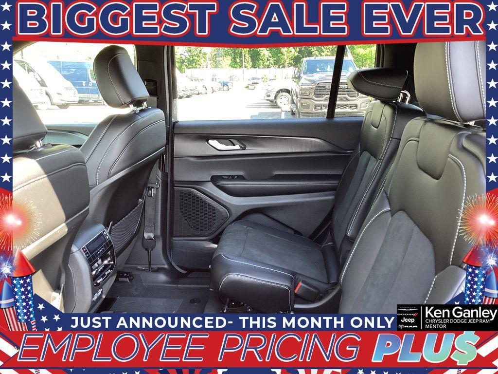 new 2025 Jeep Grand Cherokee L car, priced at $43,452