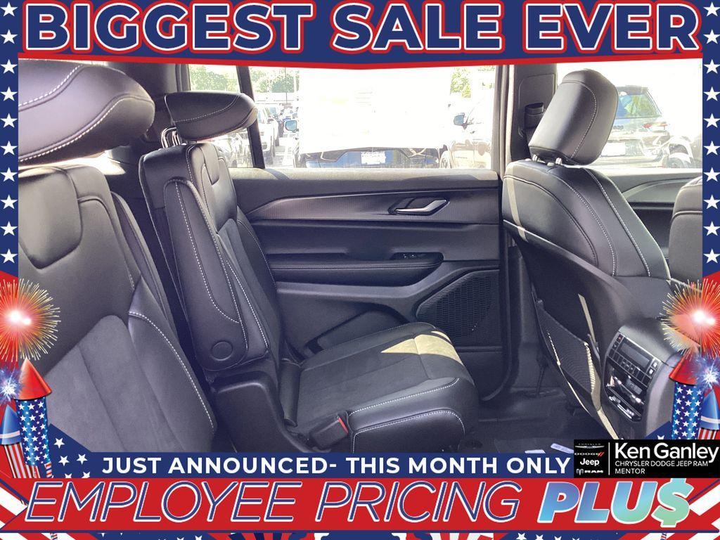 new 2025 Jeep Grand Cherokee L car, priced at $43,452