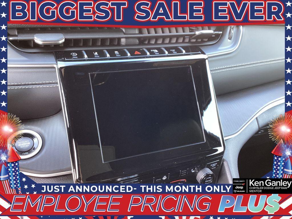 new 2025 Jeep Grand Cherokee L car, priced at $43,452