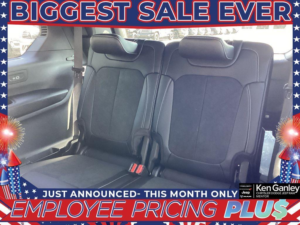 new 2025 Jeep Grand Cherokee L car, priced at $43,452