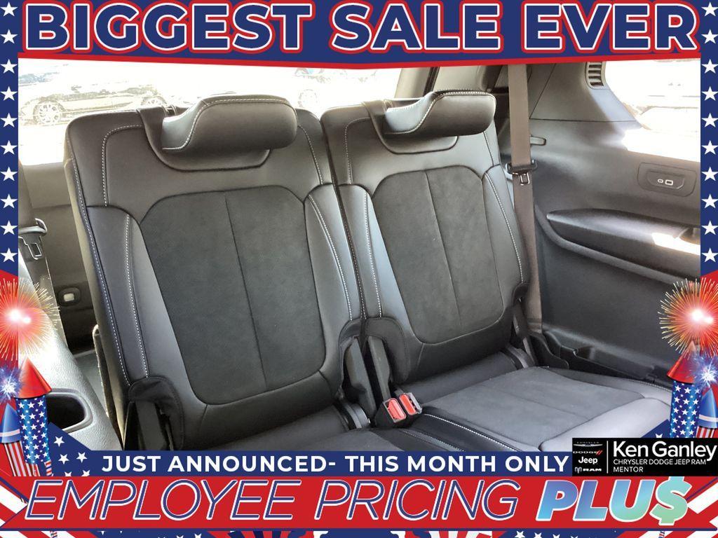 new 2025 Jeep Grand Cherokee L car, priced at $43,452