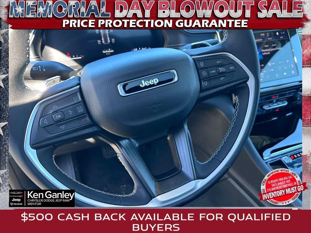 new 2025 Jeep Grand Cherokee car, priced at $41,255