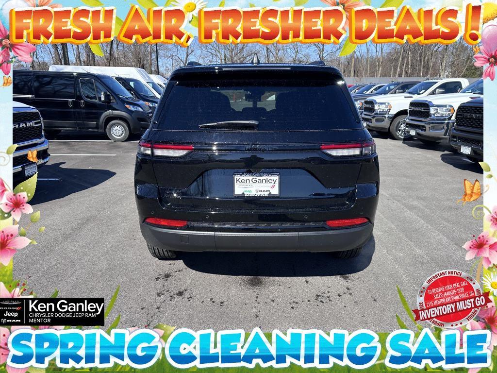 new 2025 Jeep Grand Cherokee car, priced at $39,958