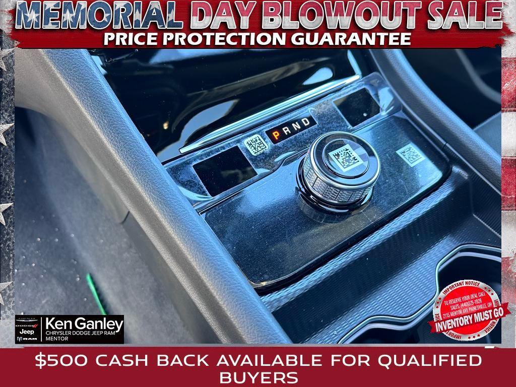 new 2025 Jeep Grand Cherokee car, priced at $41,255