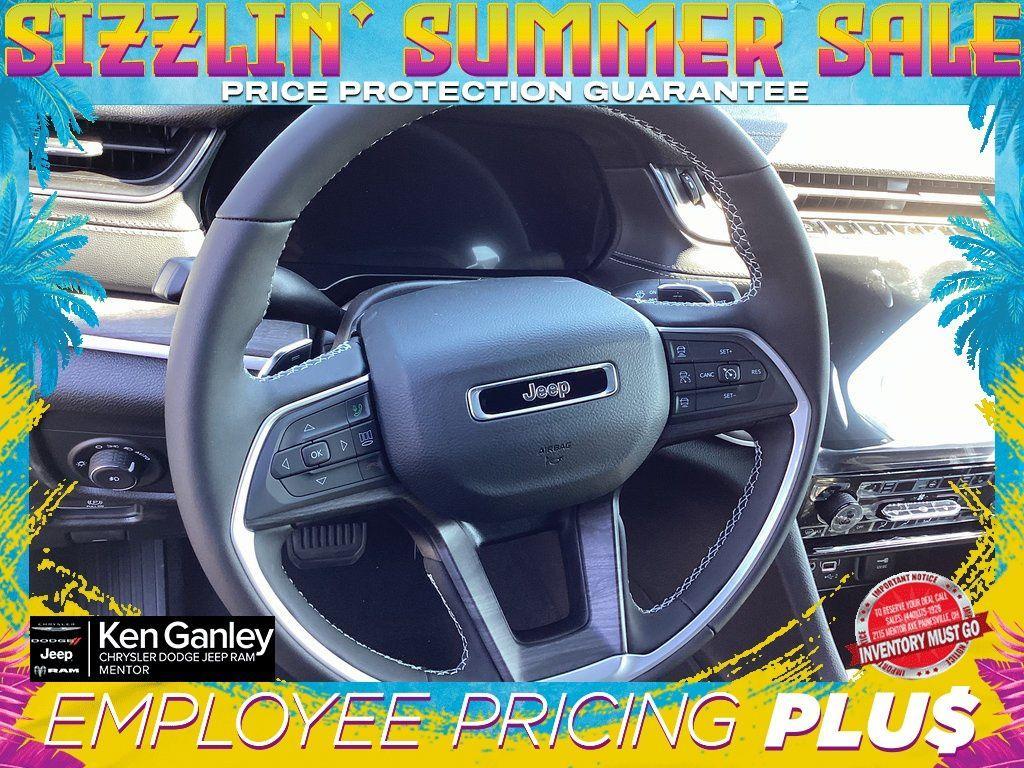 new 2025 Jeep Grand Cherokee car, priced at $41,986