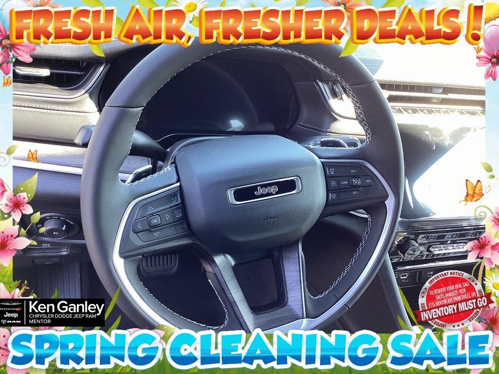 new 2025 Jeep Grand Cherokee car, priced at $43,933