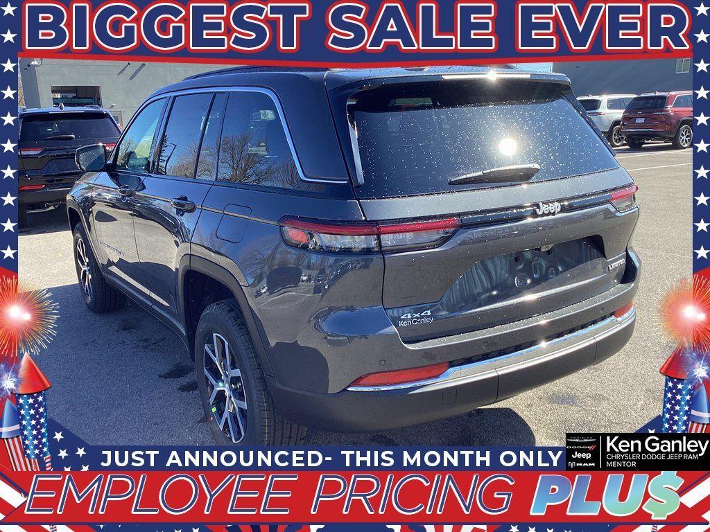 new 2025 Jeep Grand Cherokee car, priced at $42,236