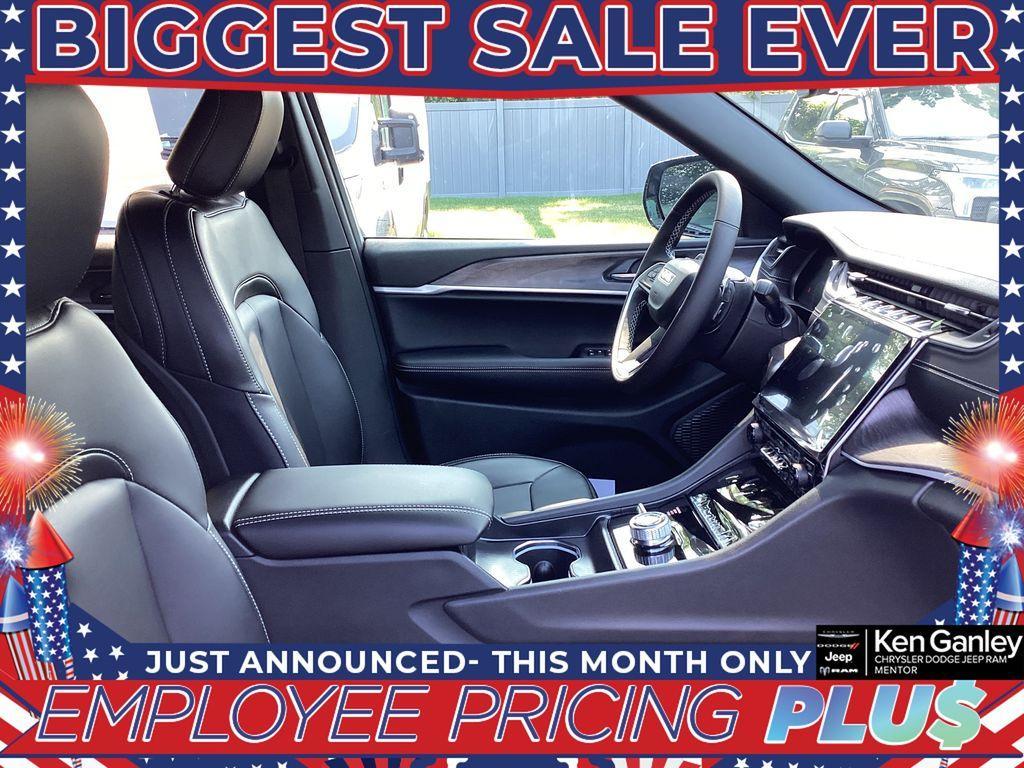 new 2025 Jeep Grand Cherokee L car, priced at $49,776