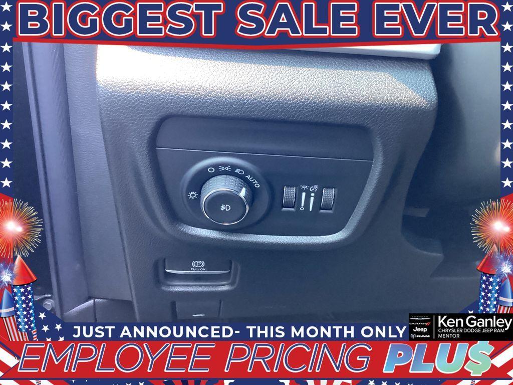 new 2025 Jeep Grand Cherokee L car, priced at $49,776