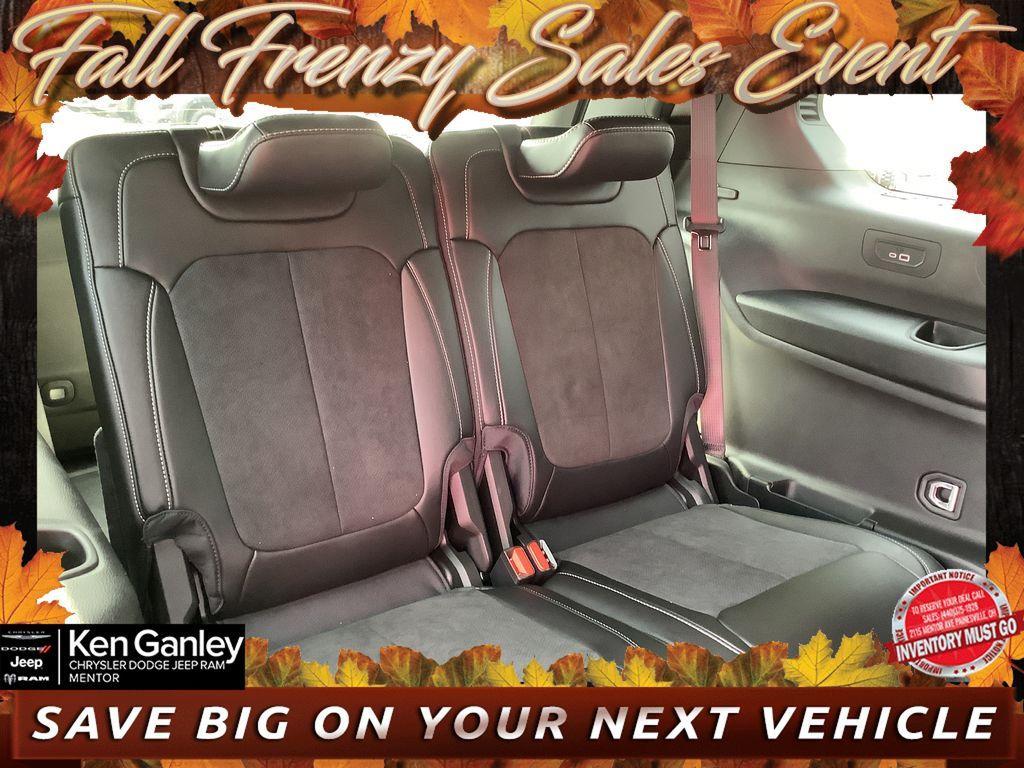 new 2025 Jeep Grand Cherokee L car, priced at $42,152