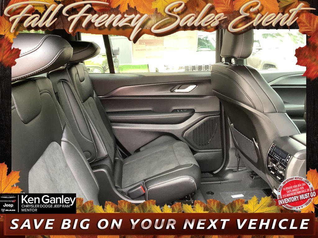 new 2025 Jeep Grand Cherokee L car, priced at $42,152