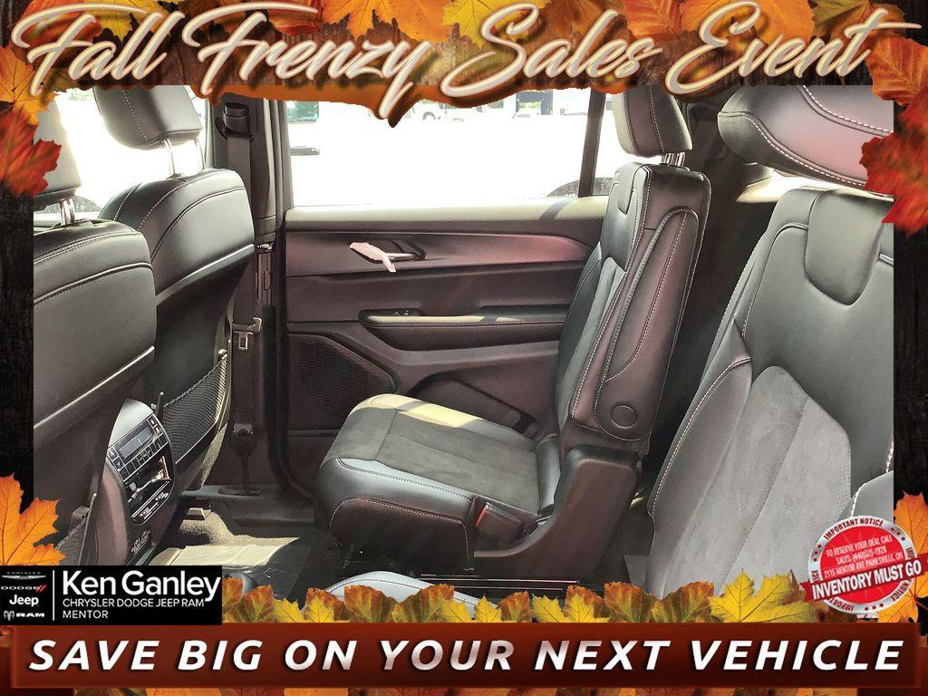 new 2025 Jeep Grand Cherokee L car, priced at $42,152
