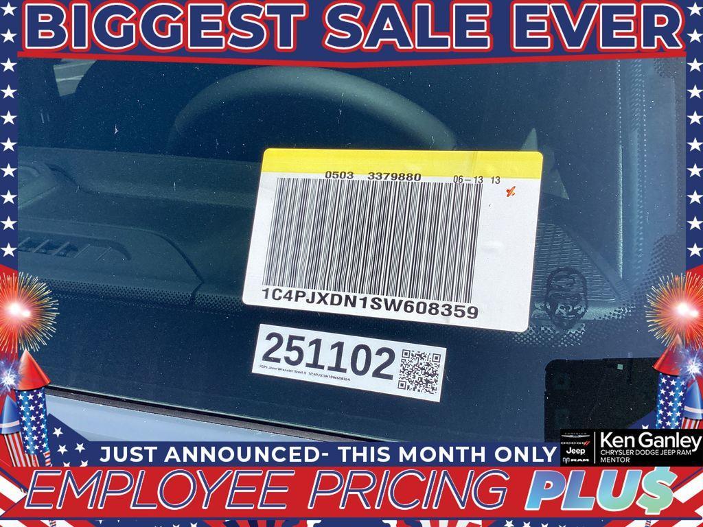 new 2025 Jeep Wrangler car, priced at $48,090