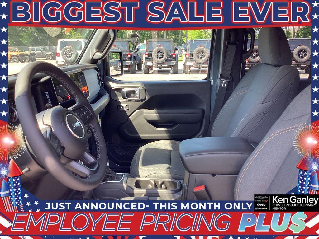 new 2025 Jeep Wrangler car, priced at $48,090