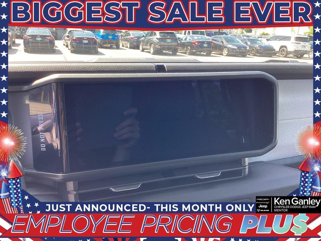new 2025 Jeep Wrangler car, priced at $48,090