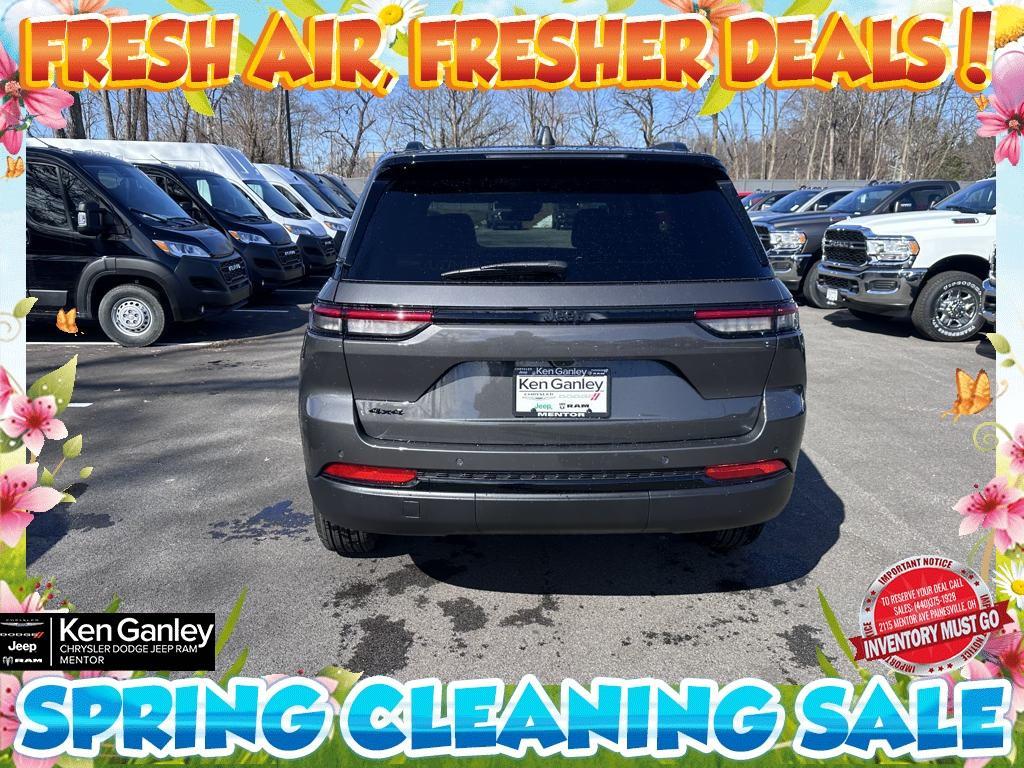 new 2025 Jeep Grand Cherokee car, priced at $39,958
