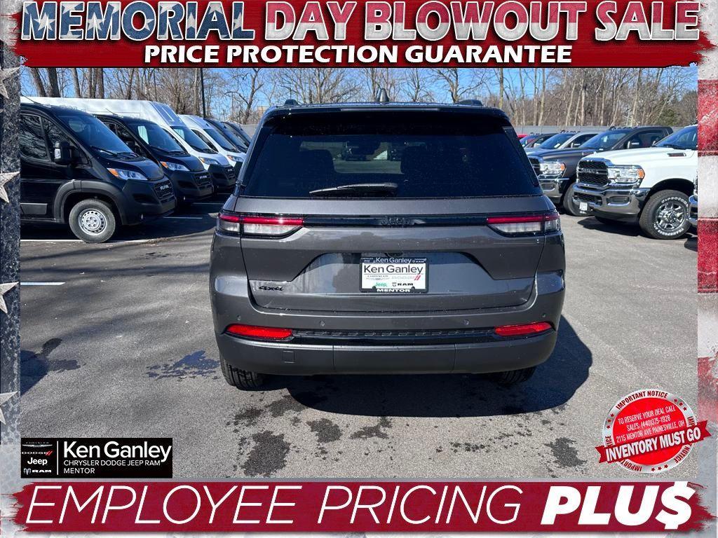 new 2025 Jeep Grand Cherokee car, priced at $41,255