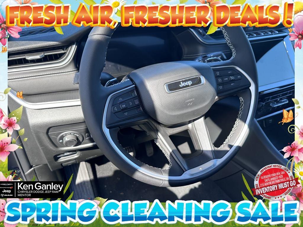 new 2025 Jeep Grand Cherokee car, priced at $39,958