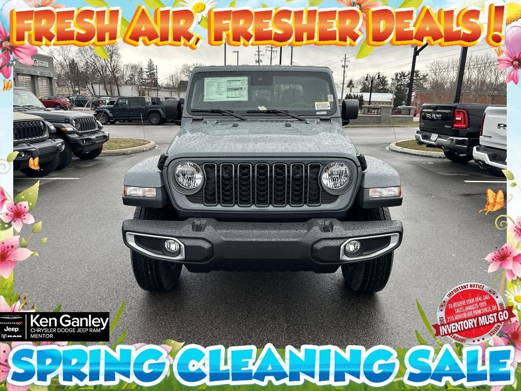 new 2025 Jeep Gladiator car, priced at $44,643