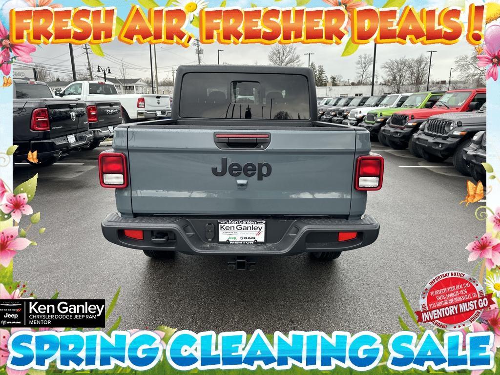 new 2025 Jeep Gladiator car, priced at $44,643