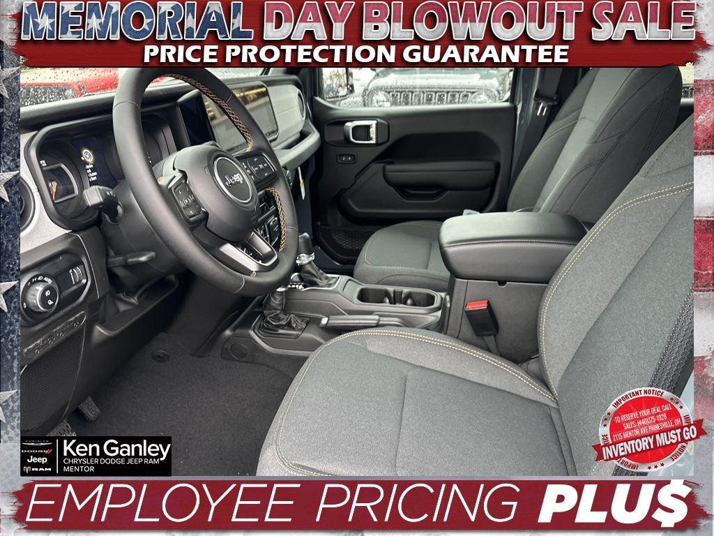 new 2025 Jeep Gladiator car, priced at $40,916