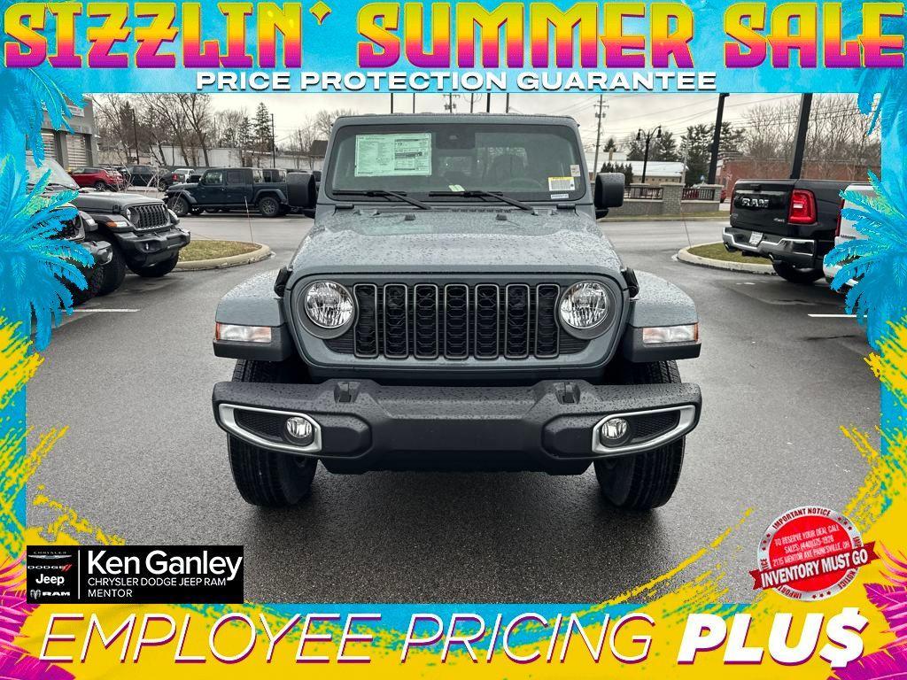 new 2025 Jeep Gladiator car, priced at $39,997