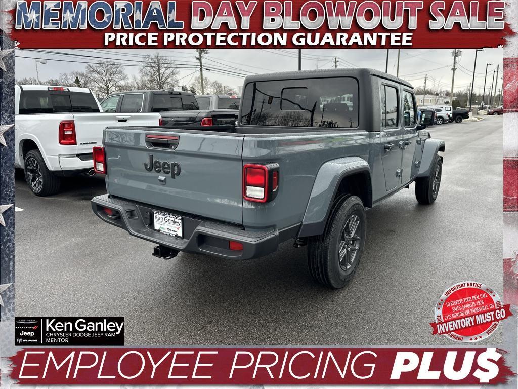 new 2025 Jeep Gladiator car, priced at $40,916