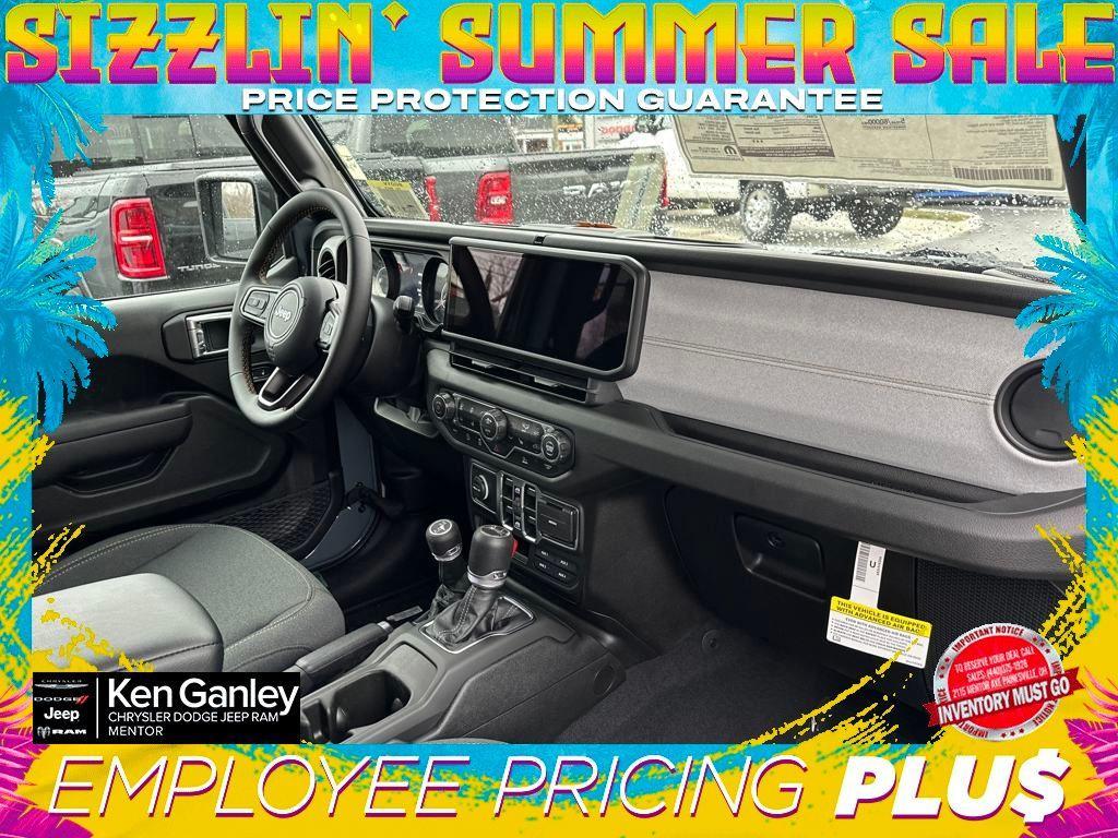 new 2025 Jeep Gladiator car, priced at $39,997