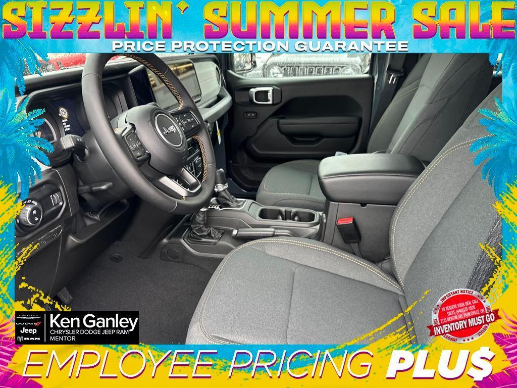 new 2025 Jeep Gladiator car, priced at $39,997