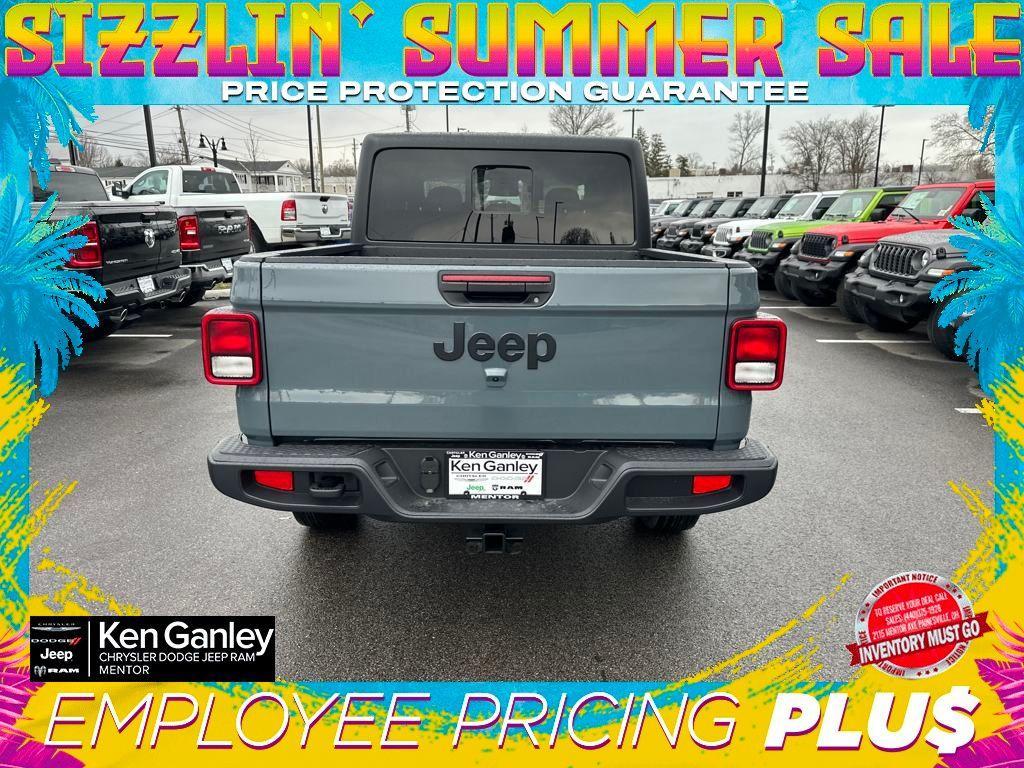 new 2025 Jeep Gladiator car, priced at $39,997