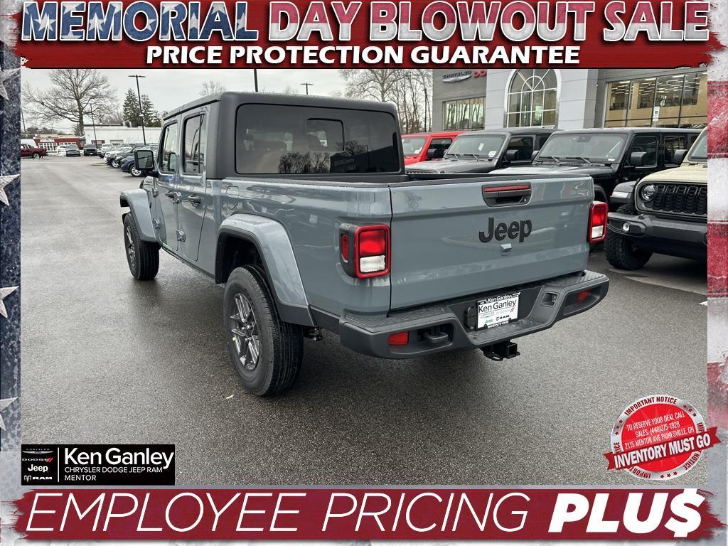 new 2025 Jeep Gladiator car, priced at $40,916