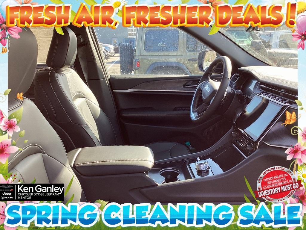 new 2025 Jeep Grand Cherokee car, priced at $43,396