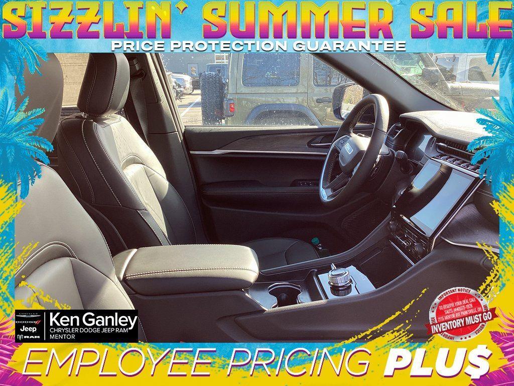 new 2025 Jeep Grand Cherokee car, priced at $44,951