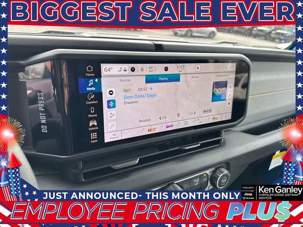 new 2025 Jeep Wrangler car, priced at $44,188