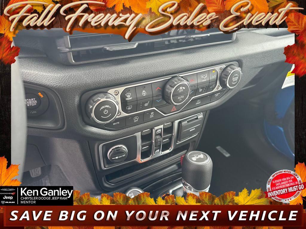 new 2025 Jeep Wrangler car, priced at $41,299