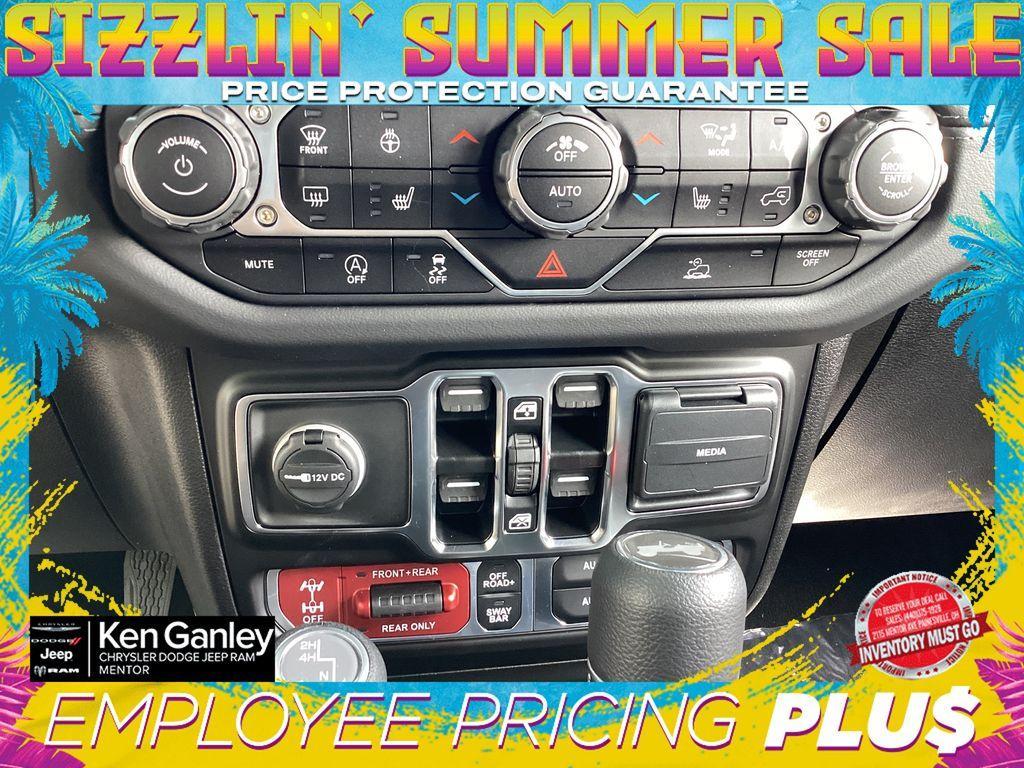 new 2025 Jeep Wrangler car, priced at $58,866