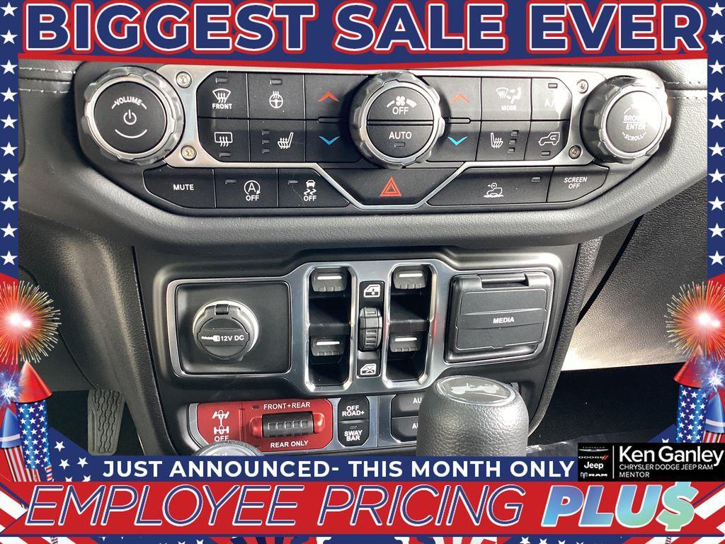 new 2025 Jeep Wrangler car, priced at $58,866