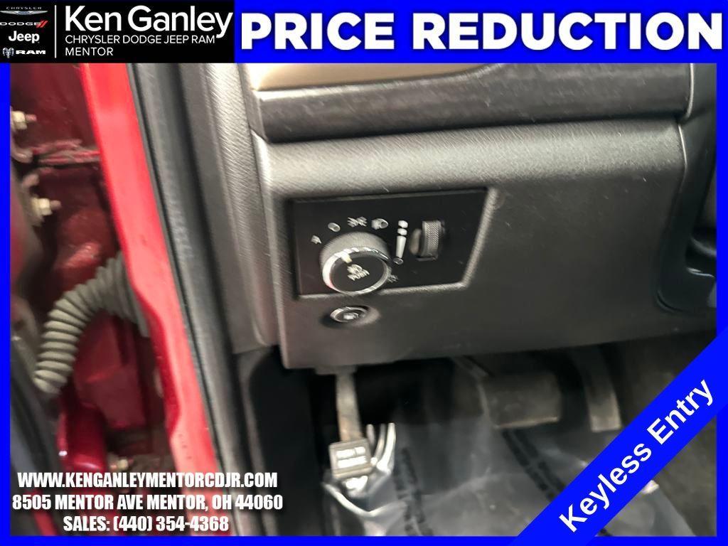 used 2014 Jeep Grand Cherokee car, priced at $11,700