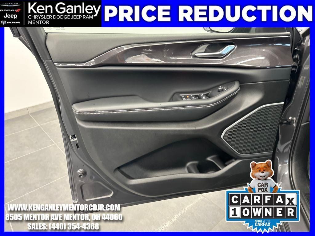 used 2022 Jeep Grand Cherokee car, priced at $32,500