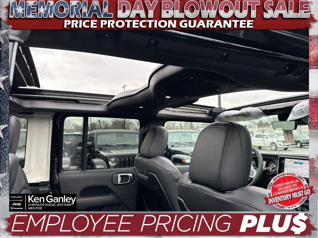 new 2025 Jeep Wrangler car, priced at $52,491