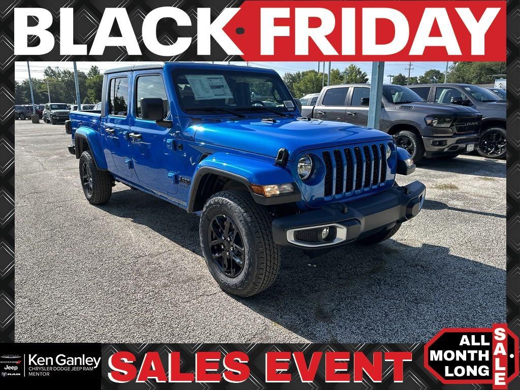 new 2023 Jeep Gladiator car, priced at $43,277